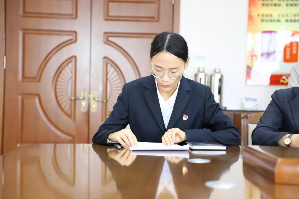 注入新鮮血液 筑牢戰(zhàn)斗堡壘 —長田實(shí)業(yè)黨支部召開納新大會(huì) 接收3名預(yù)備黨員