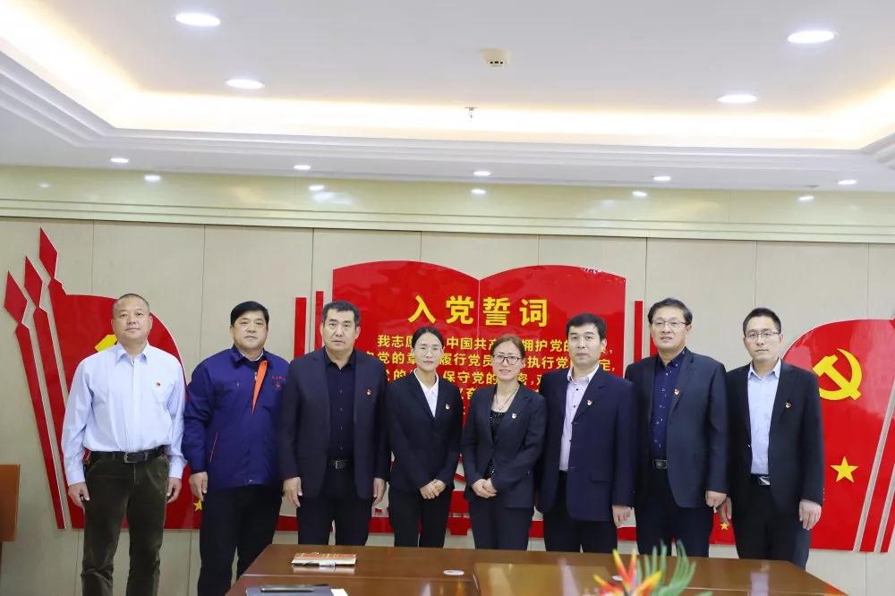 注入新鮮血液 筑牢戰(zhàn)斗堡壘 —長田實(shí)業(yè)黨支部召開納新大會(huì) 接收3名預(yù)備黨員