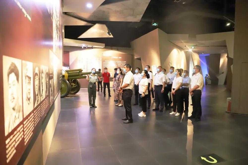 錘煉黨性踐初心 獻禮建黨99周年 —長田實業(yè)黨支部開展系列慶?；顒?/></p><p style=