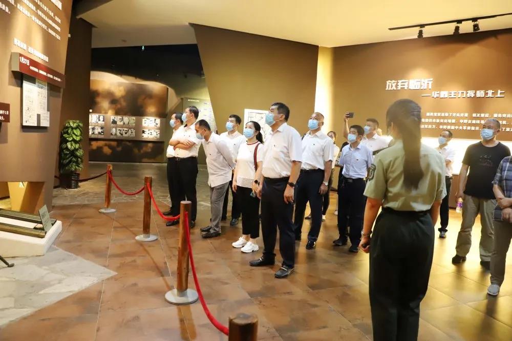 錘煉黨性踐初心 獻禮建黨99周年 —長田實業(yè)黨支部開展系列慶?；顒?/></p><p style=